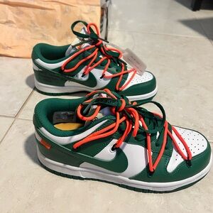 Nike dunk low off white pine green
